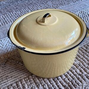 Stock Pot with Lid and handles, large. Enamelled tin, pale yellow, black trim.